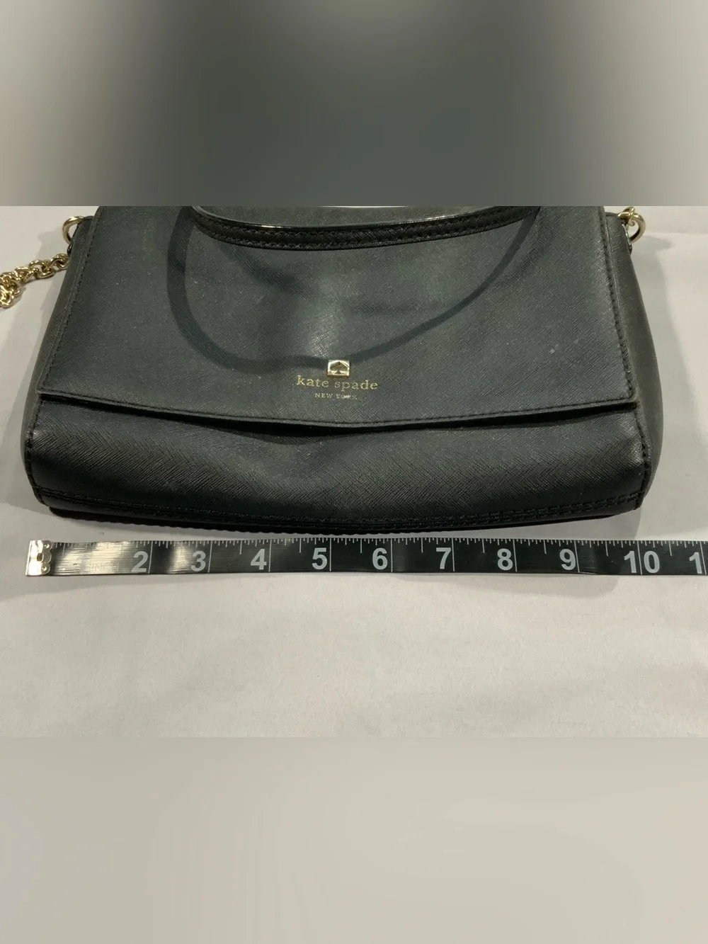 kate spade black crossbody bag with gold chain strap